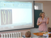 10 декабря в 1-В классе (кл.руководитель Иващенко Л.М.) была проведена беседа по профилактике гельминтозов.